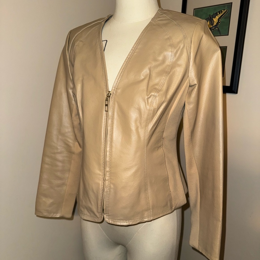 Elegant Beige 100% Genuine Leather Jacket size 4